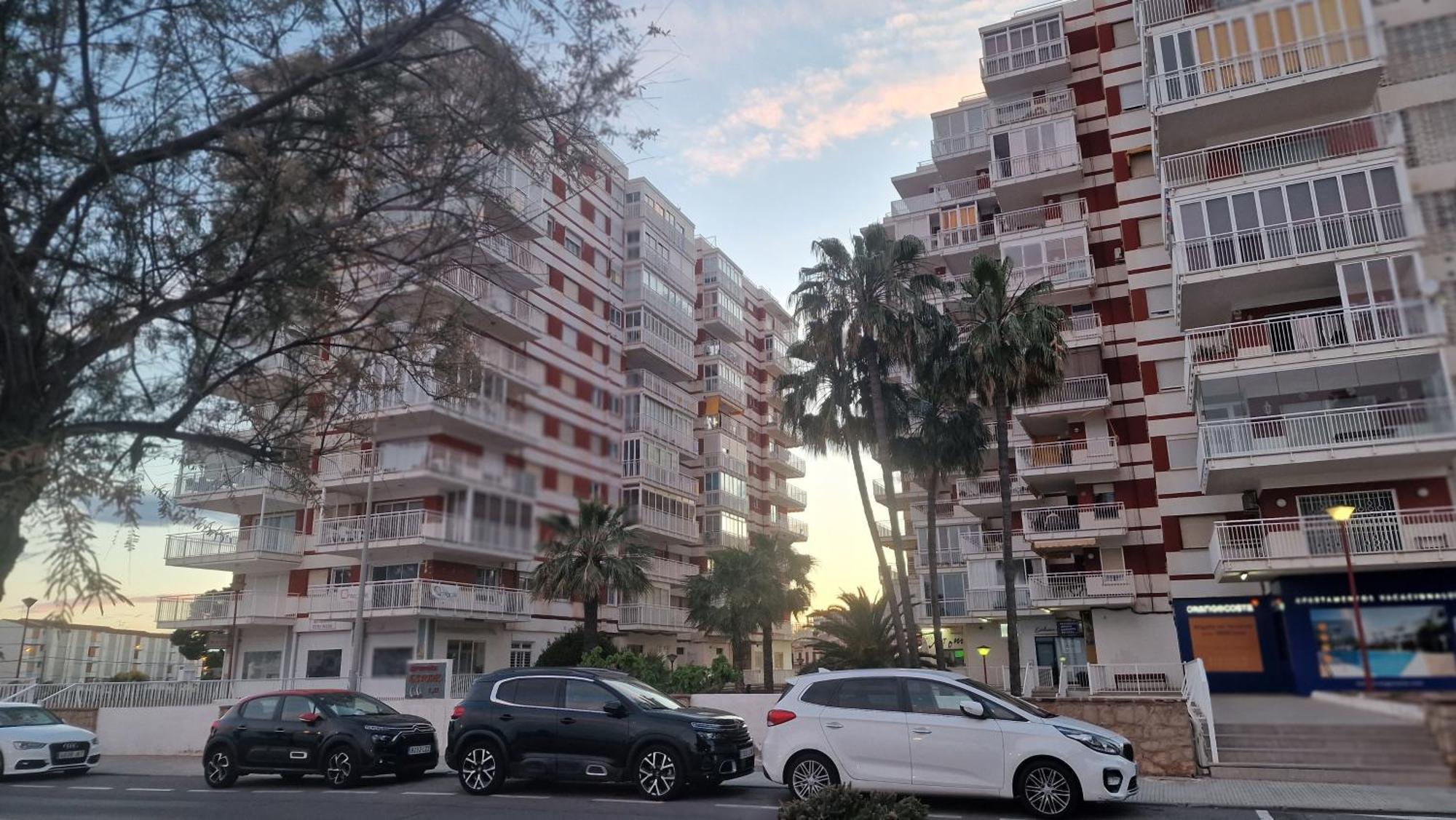 Apartamento De 1 Habitacion Frente Al Mar Y Con Piscina Apartment Benicassim Exterior photo