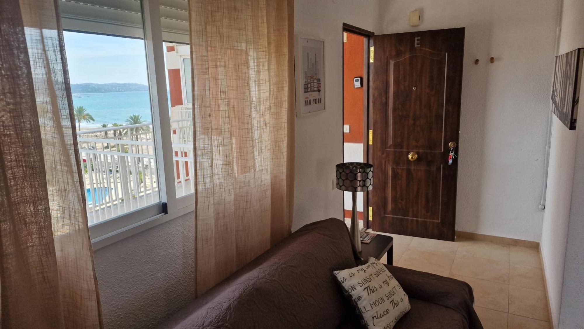 Apartamento De 1 Habitacion Frente Al Mar Y Con Piscina Apartment Benicassim Exterior photo