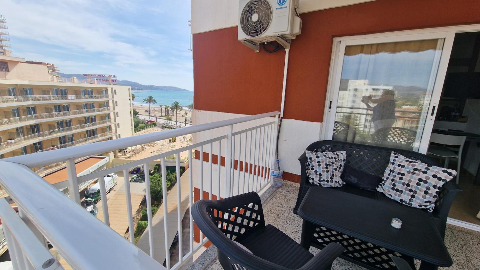 Apartamento De 1 Habitacion Frente Al Mar Y Con Piscina Apartment Benicassim Exterior photo